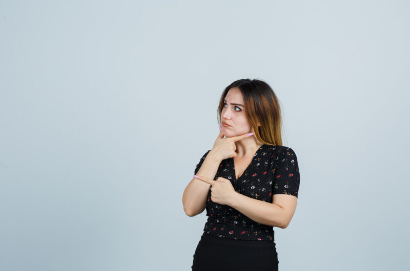 100 podchwytliwych zagadek z odpowiedziami dla dzieci i dorosłych