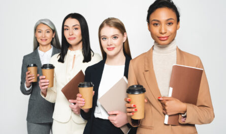 Kobieta, praca i urlop macierzyński