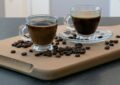 Ile kofeiny ma kawa? Porównanie espresso, kawy przelewowej i rozpuszczalnej